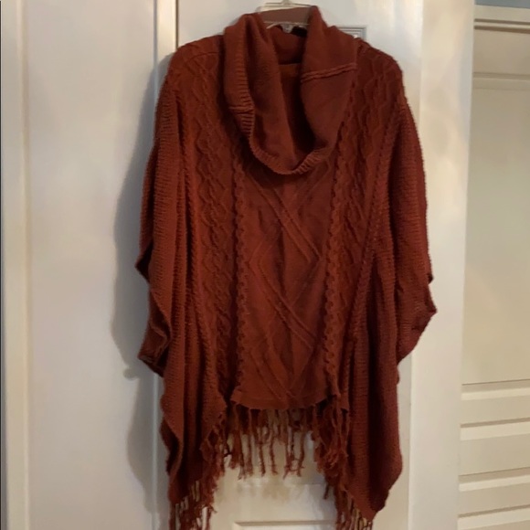 Fall burnt orange poncho - Picture 1 of 1